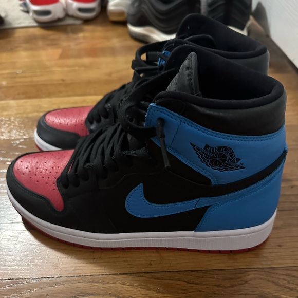 Nike Air Jordan 1 Nc to Chicago, Women’s size 9.5/Mens 8 - Picture 2 of 4